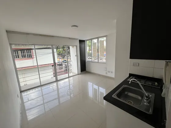 Alquilo Apartaestudio Con Servicios Públicos Incluidos.