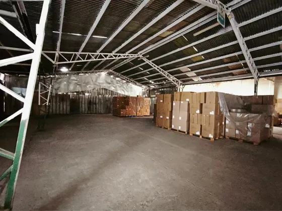 Arriendo Bodegas 5000 M2 Con Oficinas Y Patio De Maniobras