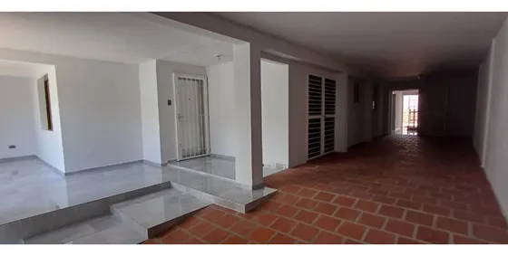 Vendo Casa 250m2 Villa Heroica Guatire 8788