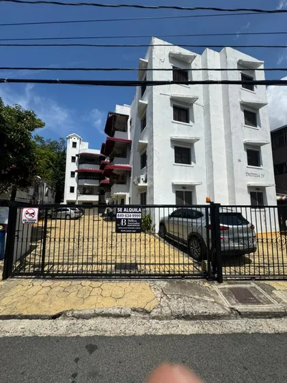 Alquilo Primer Piso De 3 Habitaciones En El Portal Próximo Al Jet Set Codigo: Pd440 Solo Clientes Directos