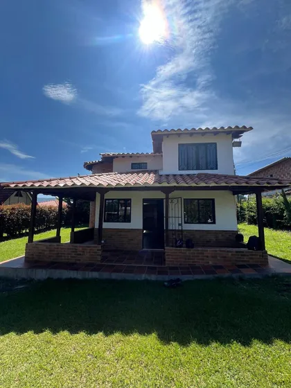 Espectacular Finca En Venta En Campo Alegre 