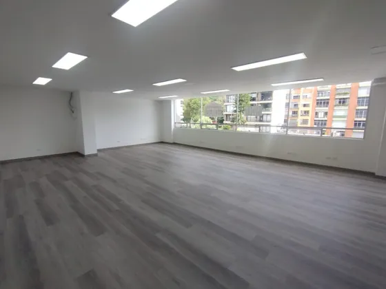 Arriendo Oficina Chico 100 M2