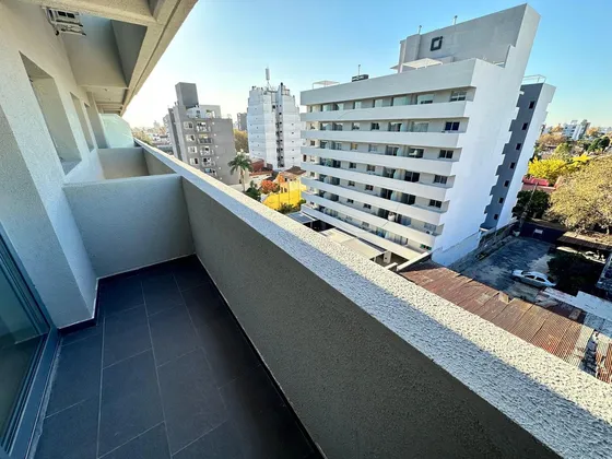 Venta Dpto 2 Amb C.cochera En Stoslugares-permuta-