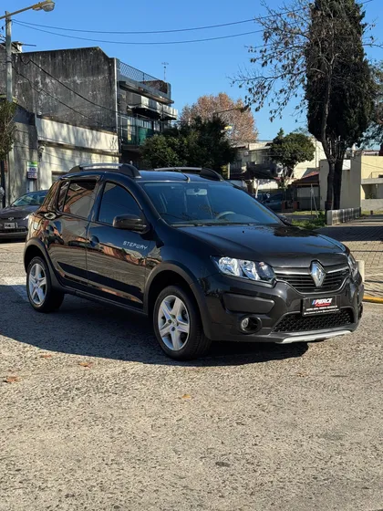 Renault Sandero Stepway 1.6 Expression