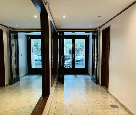 Departamento En  Venta Dos Dormitorios En Recoleta