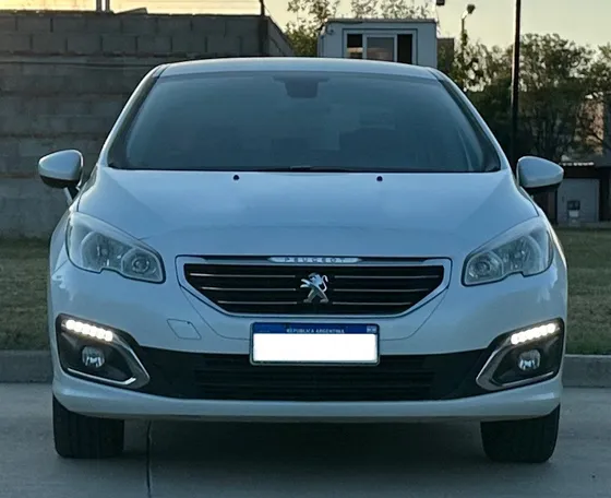 Peugeot 408 1.6 Allure Pack 115cv