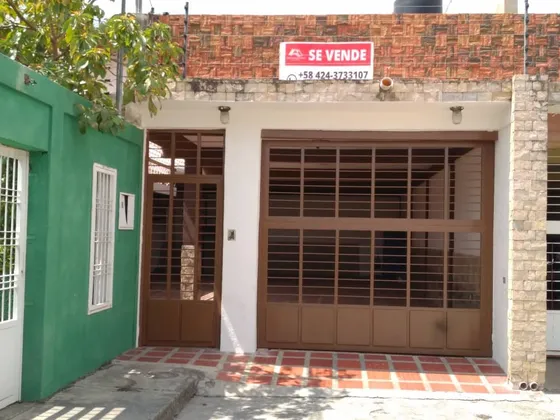Casa En Venta En La Urb. La Fontana - La Morita I /// Abilio Trillo