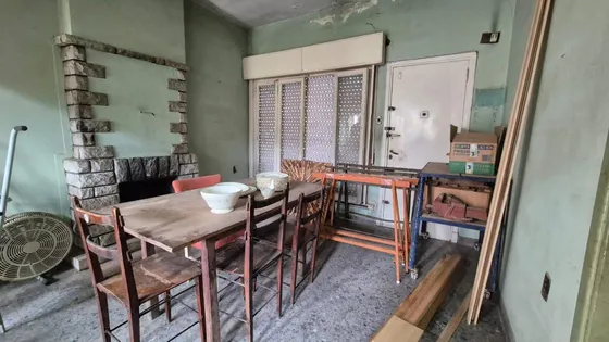 Casa Dos Ambientes A Reciclar En Venta En Villa Dominico