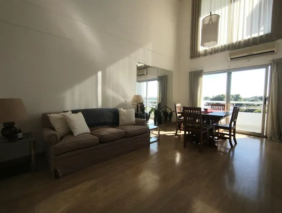 Departamento De 3 Ambientes Con Balcón En Olivos