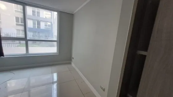 Depto Amplio , 2 Dormitorios , 2 Baños , Living Comedor , 