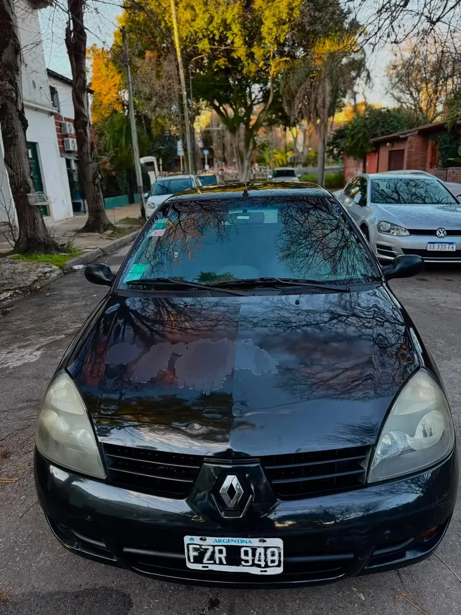 Renault Clio 1.6 Privilege530138755949537285