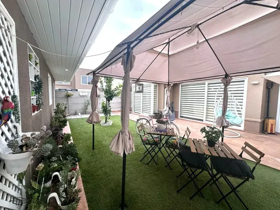 Vende Casa 4d+4b+bodega Y 2 Estac, Condominio Laguna Del Sol