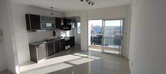 Departamento 2 Ambientes En Caseros - 50mts De Avenida San Martin