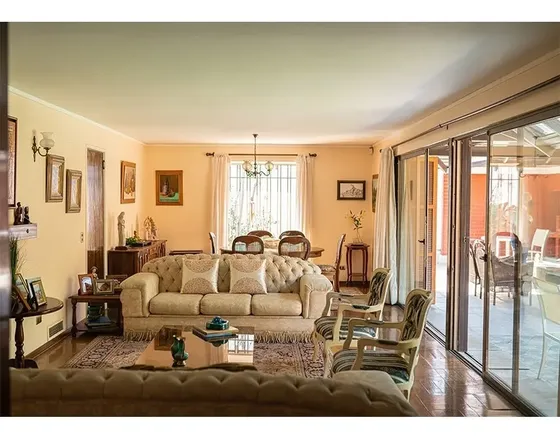 Casa En Venta En Simón Bolívar La Reina 40478