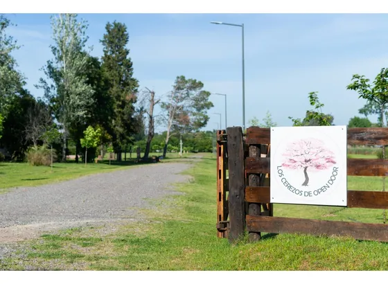 Los Cerezos,open Door Lotes 900 M2 ,fibra Optica-cámaras Seguridad