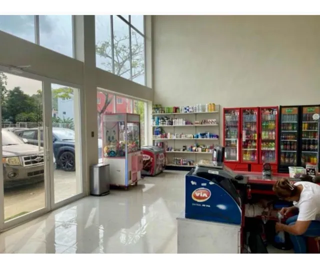 Local Comercial Y Apartamento