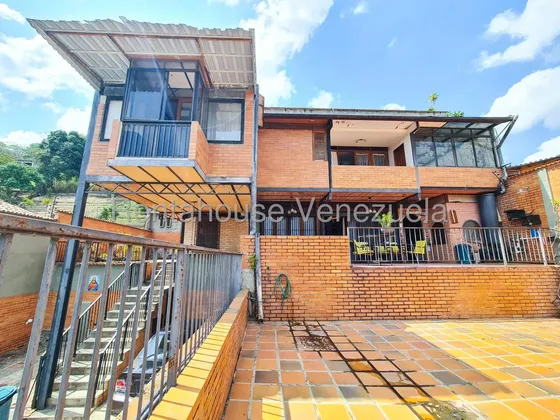 Sq. Casa En Venta En Prados Del Este D26-21027s