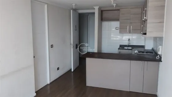 Por 2 Meses A 250.000. 1 Dorm.1 Baño. Metro Cerro Blanco