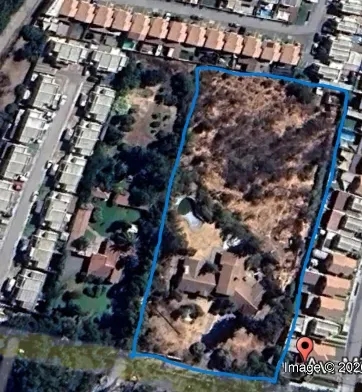Terreno Comercial, En Miraflores - Peñaflor