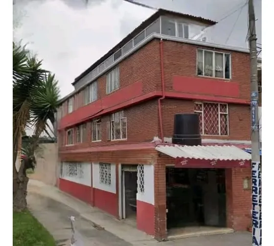 Venta Cas A 3 Pisos Rentando Muzu Puente Aranda $ 850.000.000