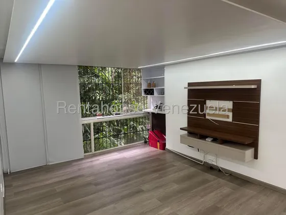 Apartamento En Venta Los Chorros. Cód. #26-4950