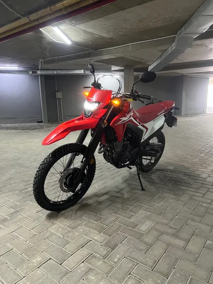 Honda Tornado Xr 300 2025 Patentada