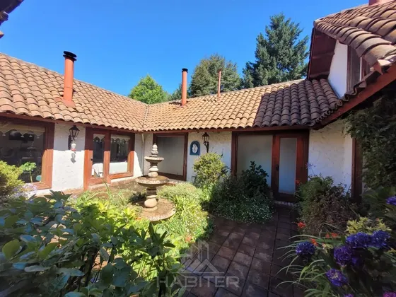 Casa En Venta En Los Ángeles Poniente