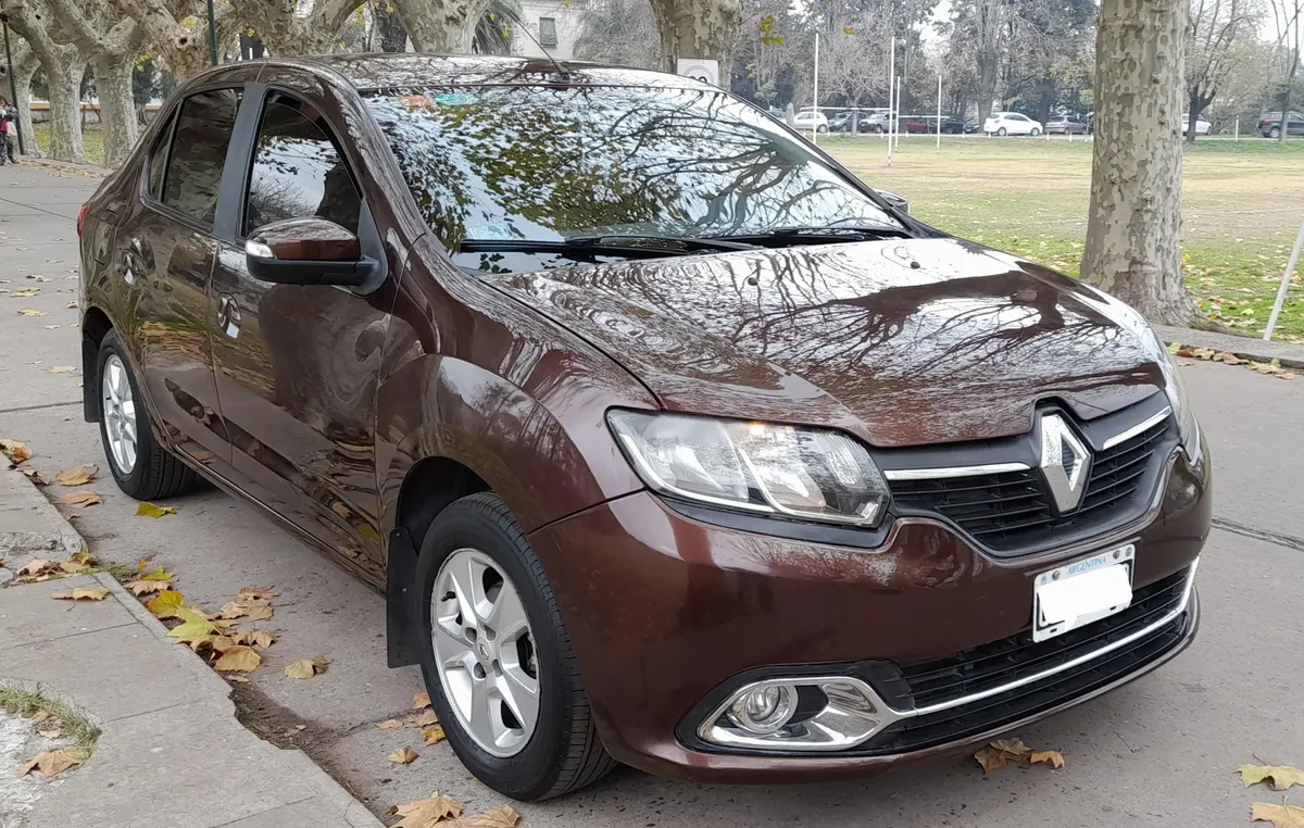 Renault Logan 1.6 Privilege Plus 105cv535803837117245447