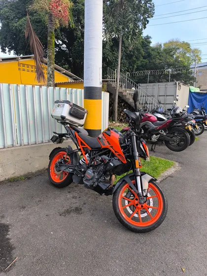 Duke 200 Ng 2022 28000 Km Llantas Nuevas Handsavers Ktm 6 Sl