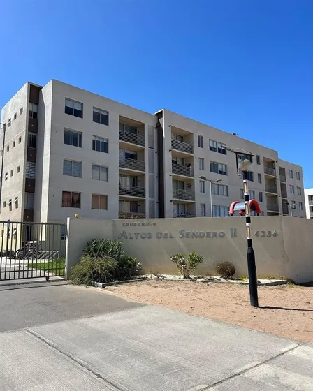 Departamento En Venta De 3 Dorm, El Milagro