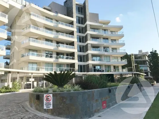 Departamento En Venta - Canning