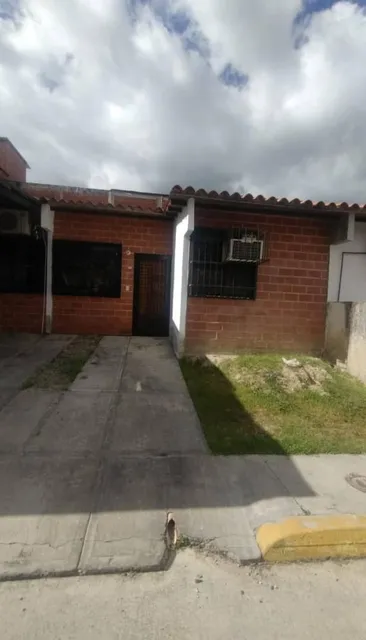 Guatire, Casa En La Muralla Ve