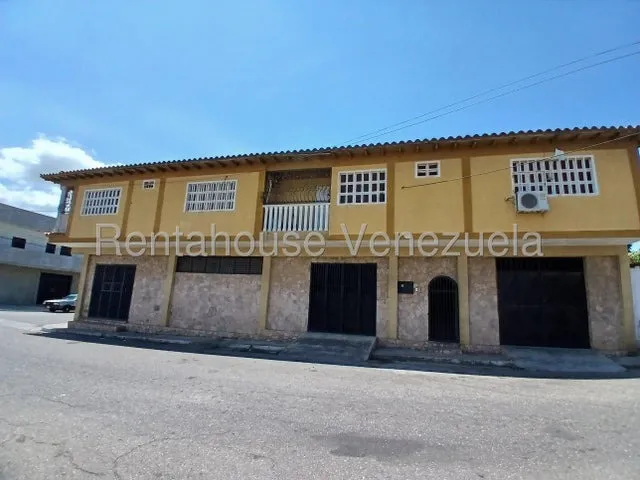 %% Raiza Suarez Vende Espectacular Casa Semi Amoblada Con Local Comercial En Chivacoa 2 5 1 5 4 0 2 Dispone De 4 Habitaciones 3 Baños Tanque Subterraneo Brinda Mucha Iluminacion Y Frescura Visitala   