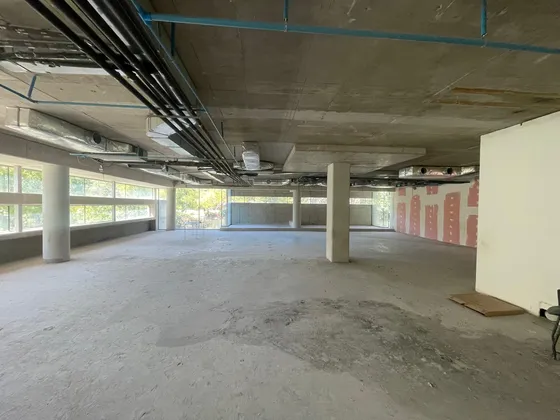 Oficina Para Habilitar En Vitacura Norte