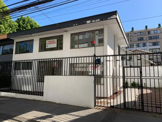 Excelente Propiedad Comercial/oficina En Angol Con Chacabuco