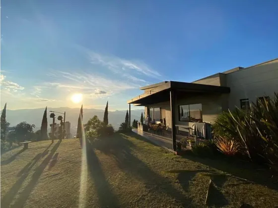 Finca Medellín, Alto De Las Palmas - Se Vende