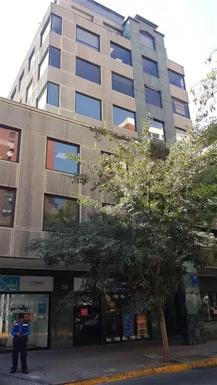 Edificio Muy Seguro, Cerca Metro Los Leones Y P. De Valdivia