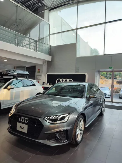Audi A4 2.0 T 40 Tfsi S Line 190hp