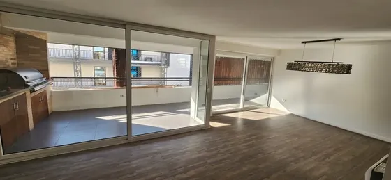 Departamento En Venta De 4 Dorm. En Providencia