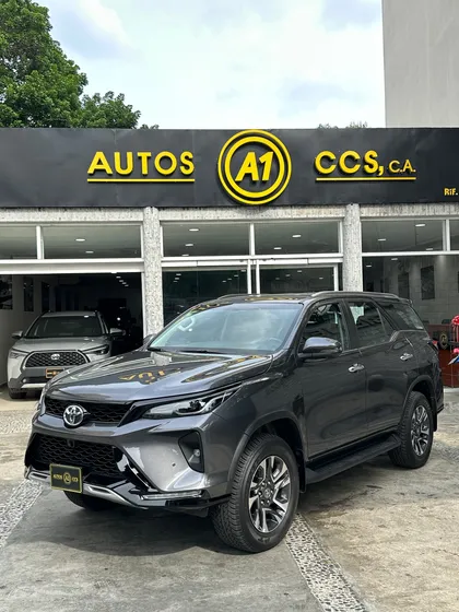 Toyota Fortuner Sw4