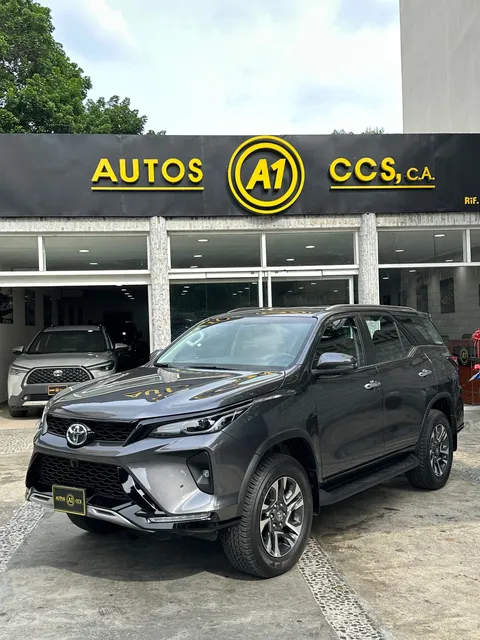Toyota Fortuner Sw4