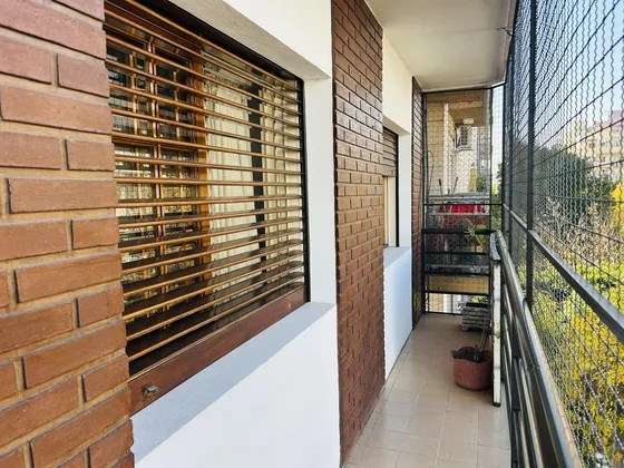 Departamento Semipiso En Villa Pueyrredon 3 Amb. Al Frente Con Balcon  