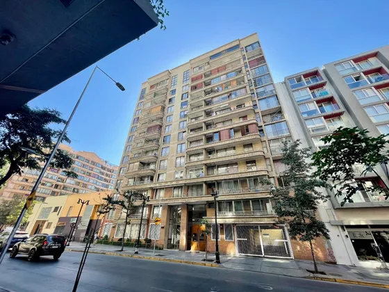Venta Depto De 3d + 2b +terraza+ 1 Est + 1 Bod, Lira/jofré.