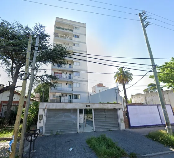 En Venta En El Palomar Cochera Sobre La Calle Victorica F: 5056