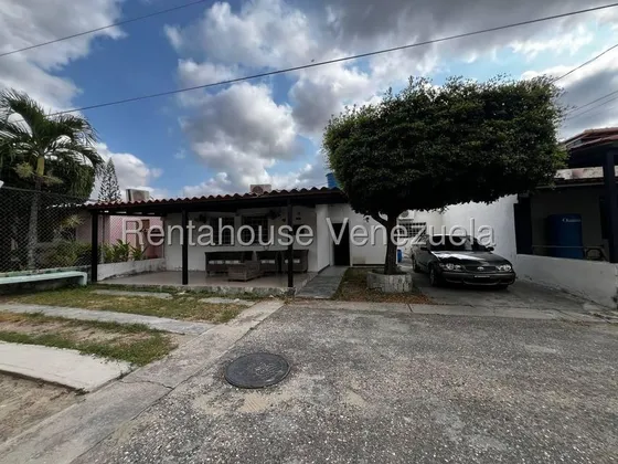  -% #/tu Futuro Comienza Aqui /* Tu Nueva Propiedad Espera Por Ti.- Casa En Venta En Urbanismo Privado De Cabudare