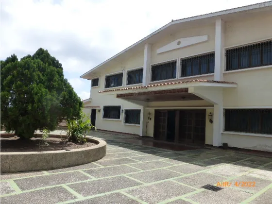 Vendo Casa 1250m2 La Lagunita 2332