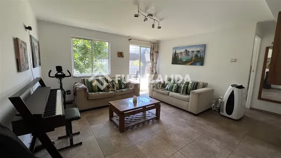 Casa En Venta De 3 Dorm. En Lampa