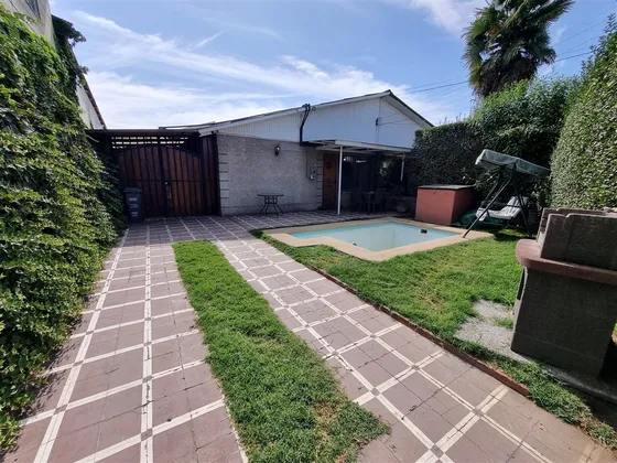 Casa En Venta 3 Dorm. En Estación Central Metro Pajaritos