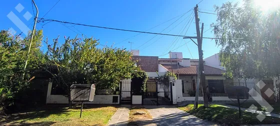 Venta Casa 2 Dormitorios Jardines Del Rey Neuquen