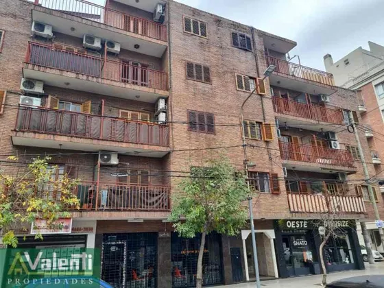 Departamento 2 Ambientes En Edificio, Ramos Mejia Centro